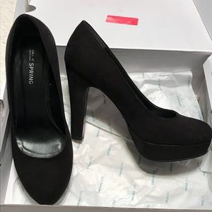 Call it spring platform black high heels size 7